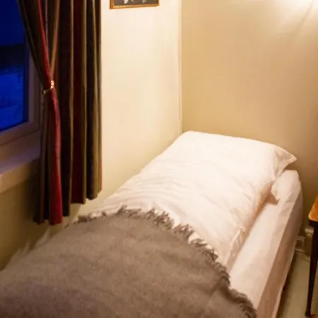 別荘 The Lighthouse Keepers House